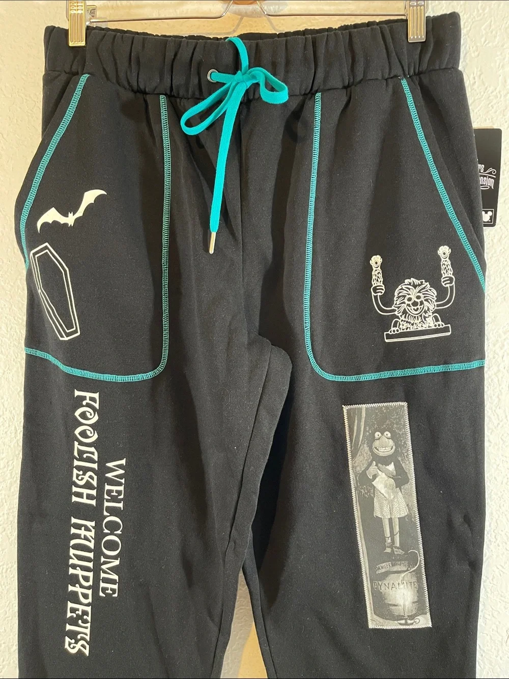 Our Universe Disney Muppets Haunted Mansion Patches Jogger Sweatpants Pockets M